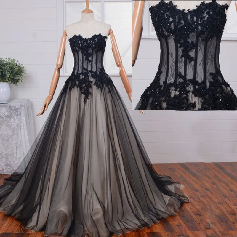 Lace Appliques Tulle Corset Back Two Tone Real Sample Gothic Fish Bone Black Wedding Dress