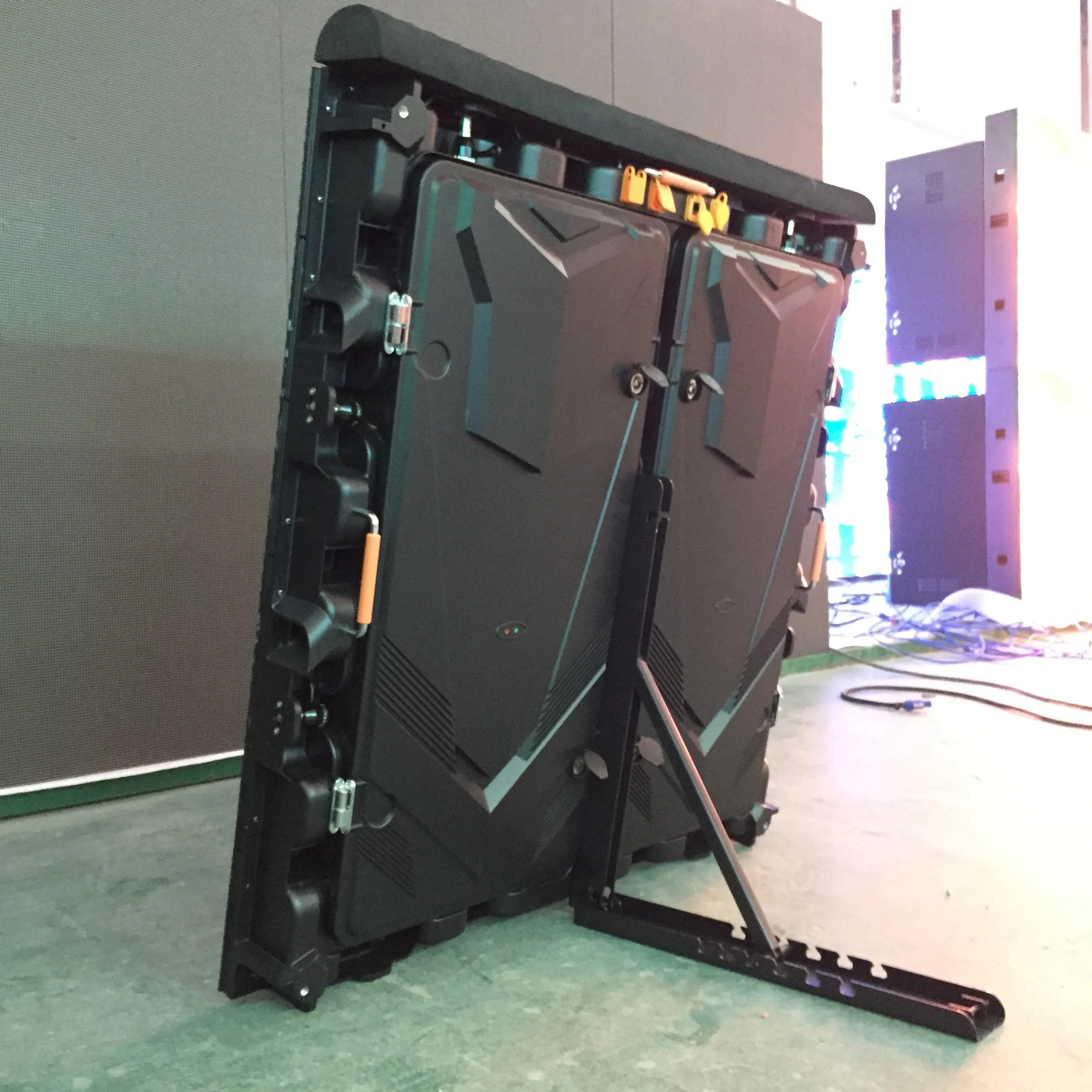 Outdoor Led Panels Led Display Screen P10 LED Sports-gym Stadium 960mm*960mm Outdoor Led Display TV Video Advertising Led Screen