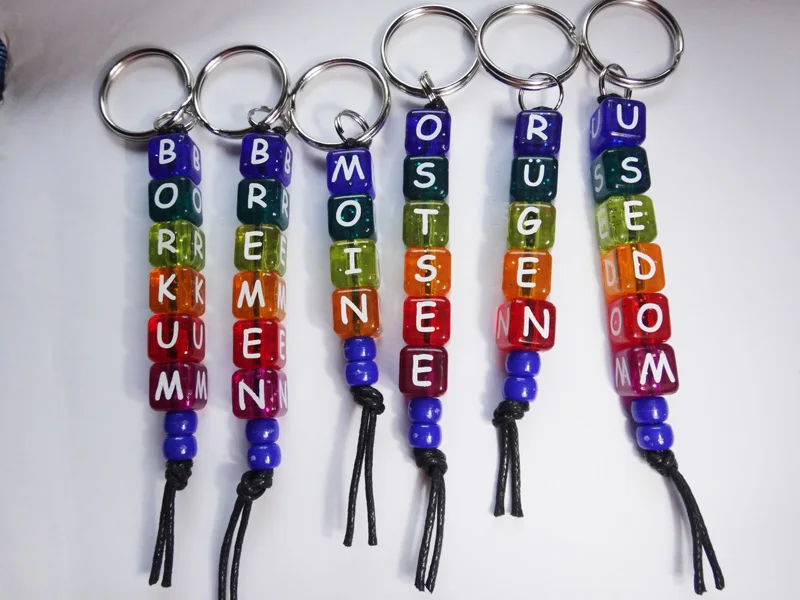 cube plastic alphabet letter beads 12mm,artifical china acrylic letters keychain,alphabet letters plastic with vertical holes