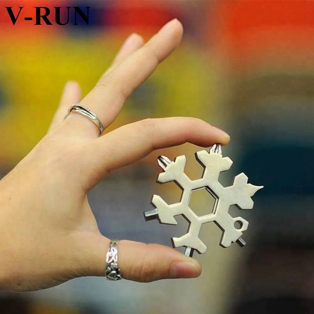 19 in 1EDC metal snowflake keychain snowflake wrench stainless multi tool