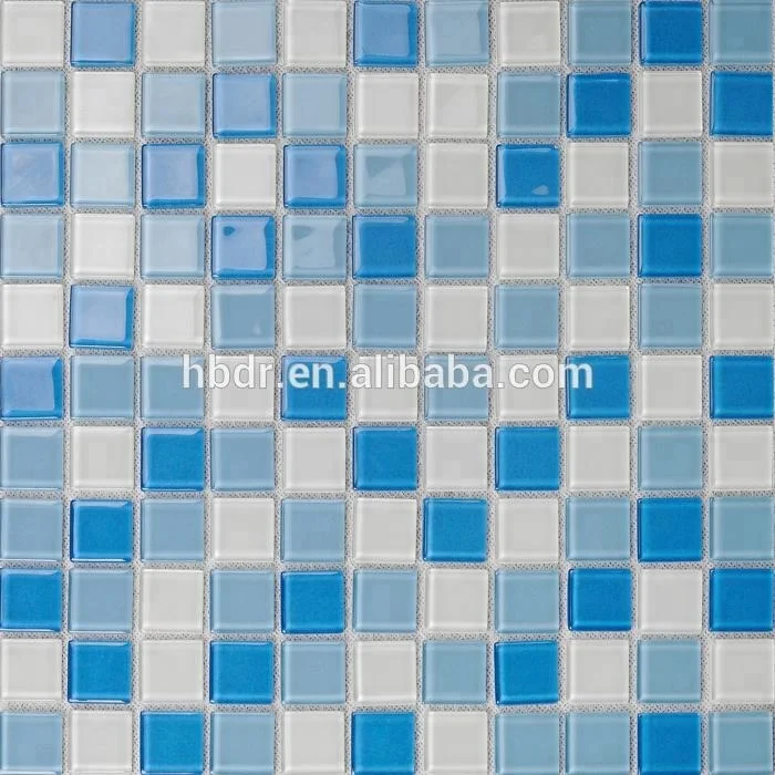 Photoluminescent glass tile for luminous Swimming pool tile