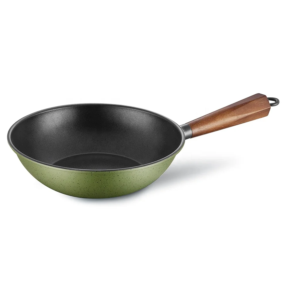 Carbon steel wok with BPA free non stick coating