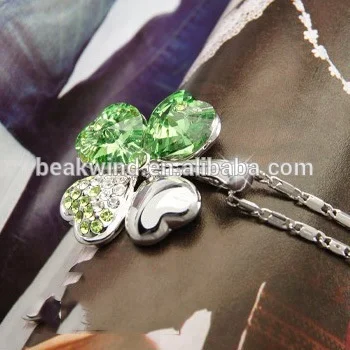 Trending Nickel free Alloy jewelry accessories Fashion lucky Green Crystal 4 Four Leaf Heart Clover Pendant Necklace For women