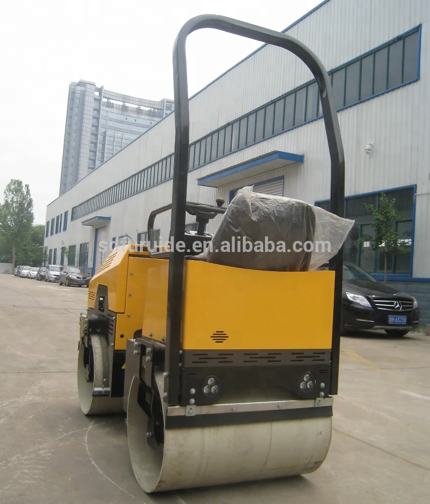 1 Ton Compaction Equipment Mini Asphalt Vibro Roller Compactor (FYL-880)