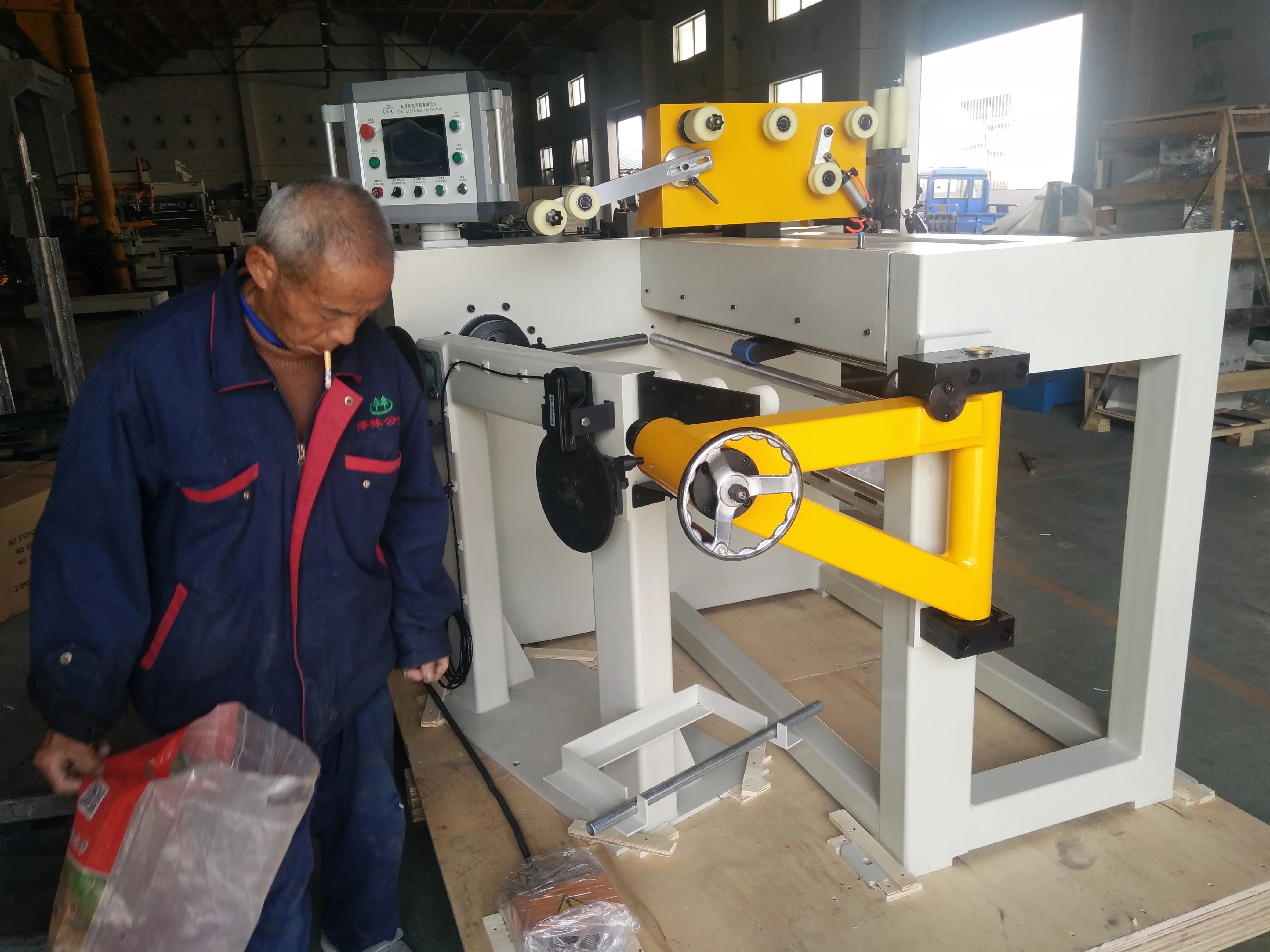 Servo Motor Driving Wire Guide Automatic Copper Wire Transformer Coil Winding Machine