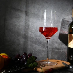 OEM Logo Personalized Mouth Blown Lead-free Crystal Clear Bordeaux Wine Glass