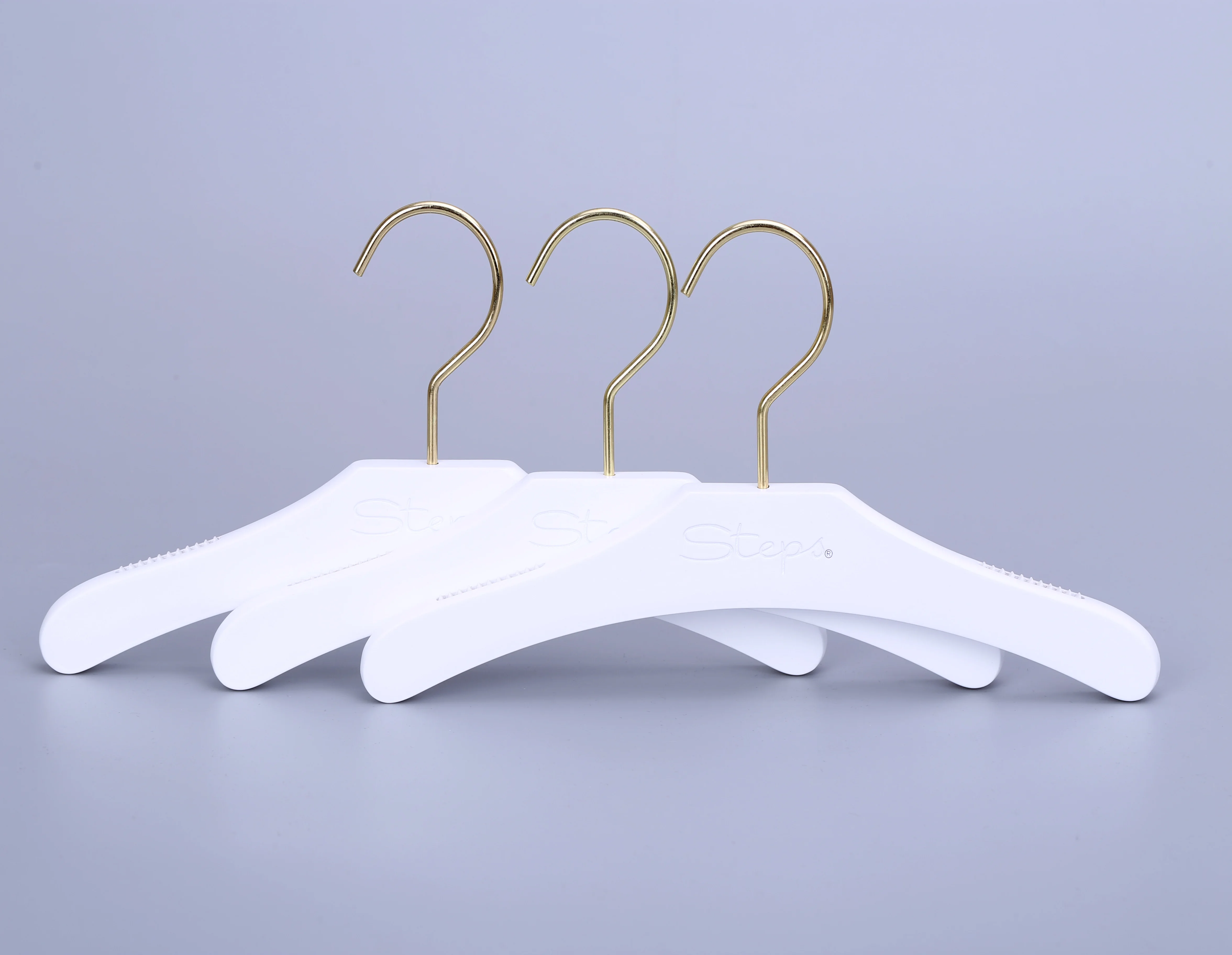 Wholesale cute baby clothes wooden hanger material white color