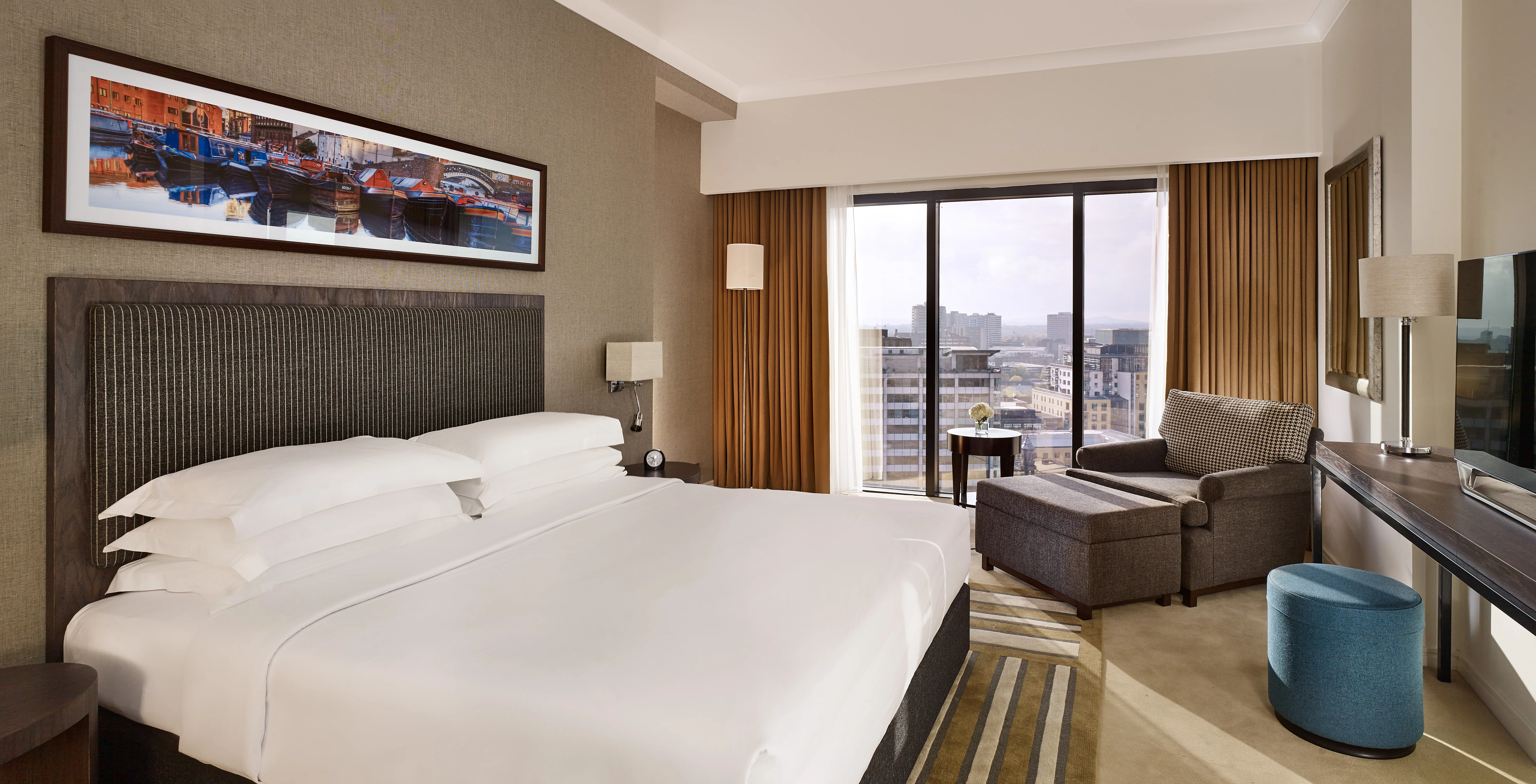 Newest Design Wholesale Wardrobe Hotel Furniture 5 Star