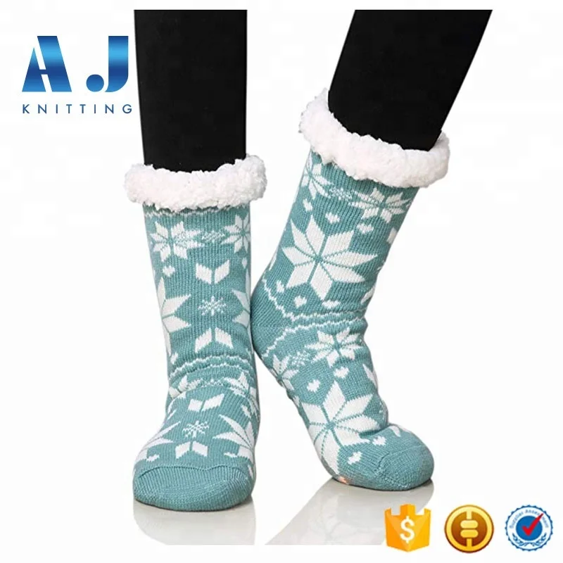 AJ18200 Wholesale Thick Sherpa Fleece lined Non Skid Fuzzy Slipper Socks for Women