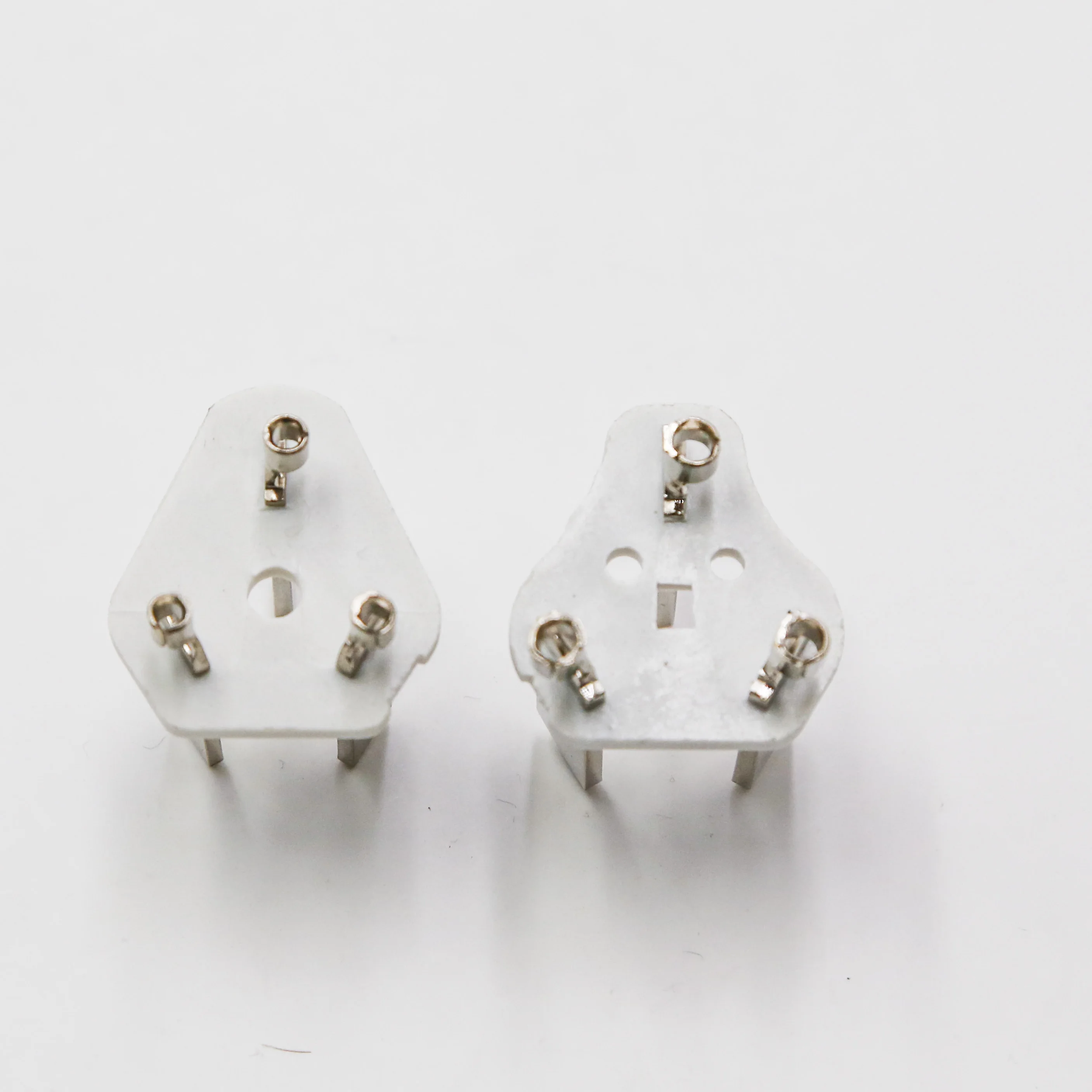 
argentina plug insert 2 pins 3 pins iram 2036 2073 