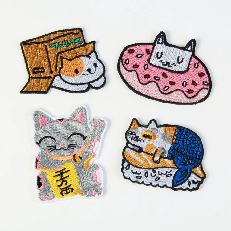 
shake hands cats patch embroidered Japan style patch DIY baby clothing 