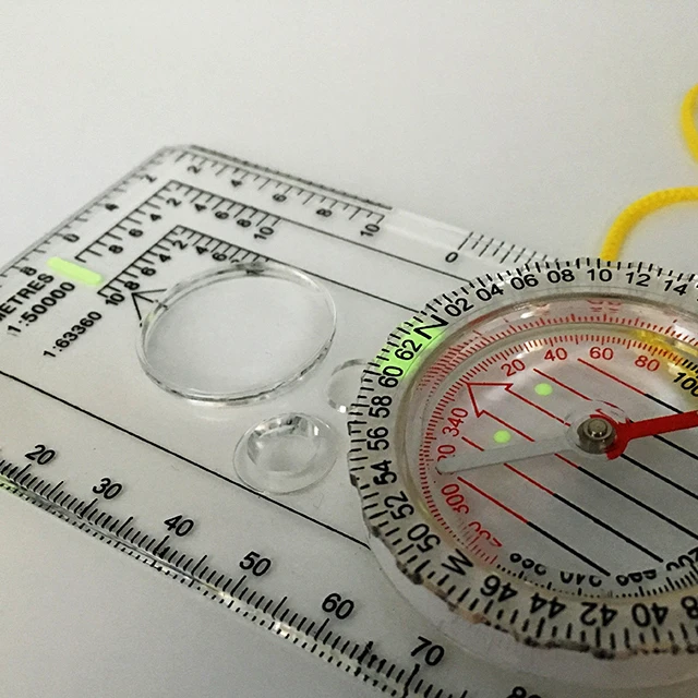 Acrylic base plate map surveying compass with scale ruler and magnifying glass