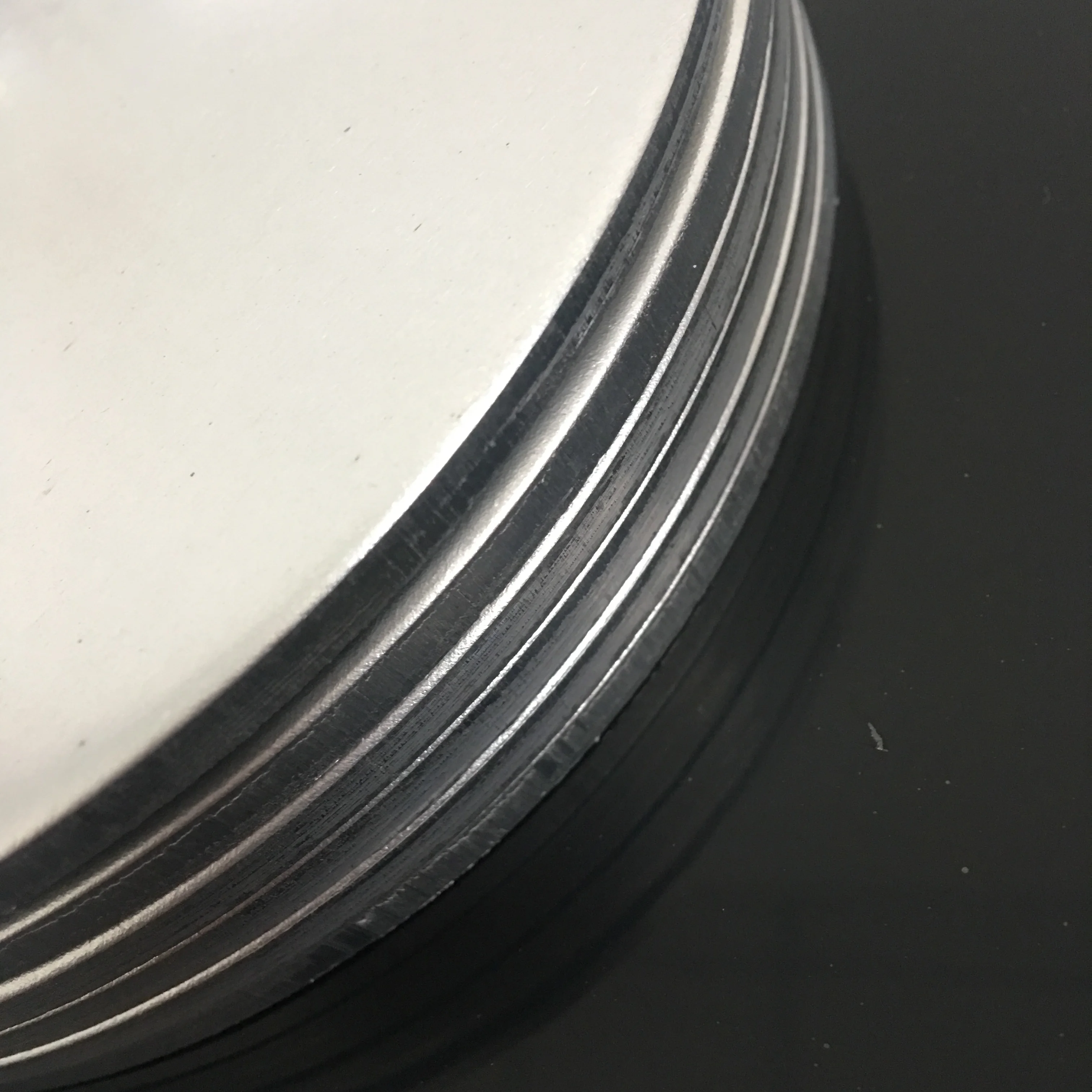 Продам алюминиевый круг 1050 для посуды высокого