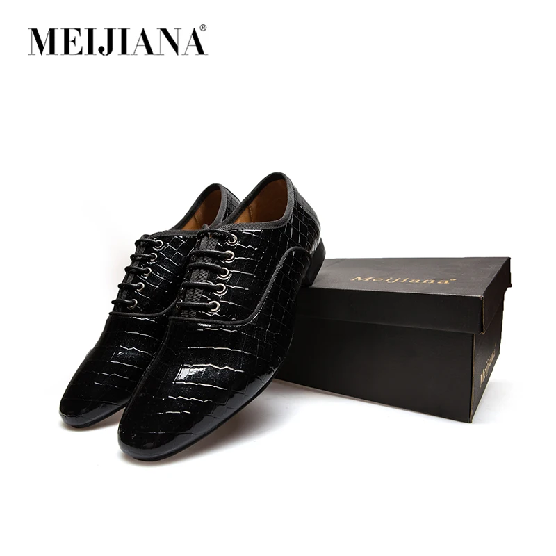 Luxury Brand PU Leather Fashion Men Business Dress Loafers Oxford Formal Wedding Shoes
