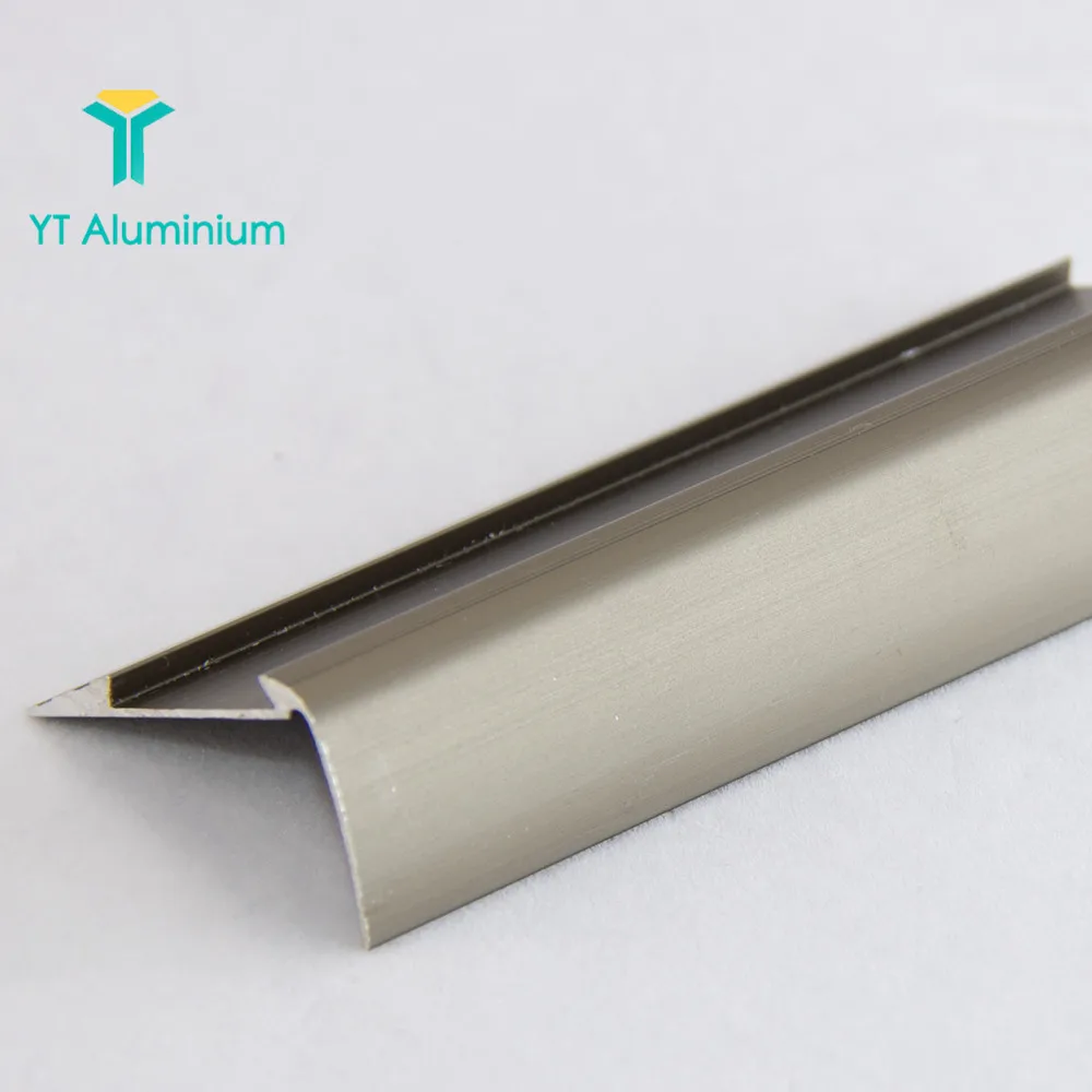 Светодиодные Алюминиевые профильные ламинированные деревянные лестничные