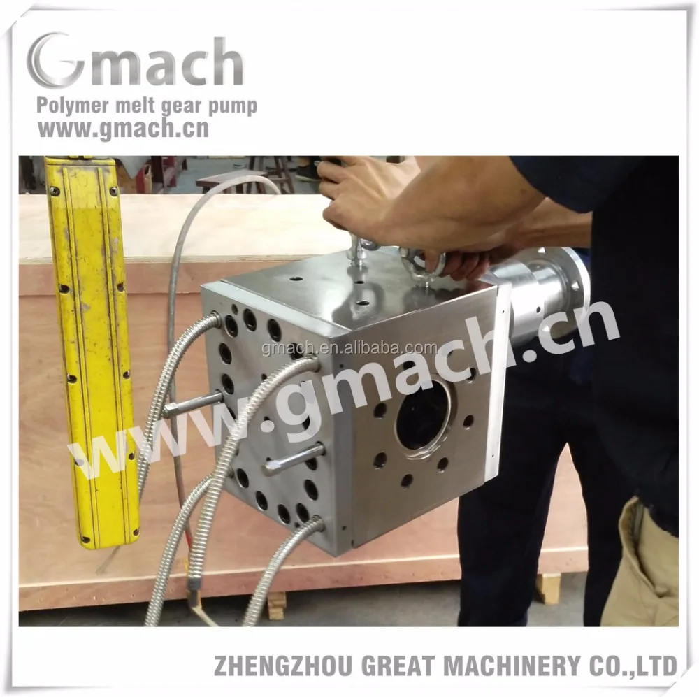 Extrusion melt gear pump for plastic pipe extrusion line