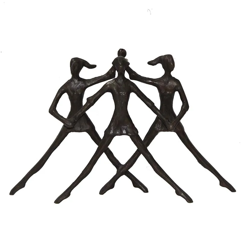 Cheap handmade cheerleaders shaped welding metal crafts souvenir for sale