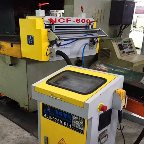 China Supplier NC Servo Roll Feeder Machine for Punch Press