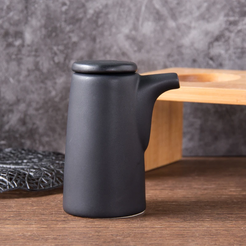Small Pouring Bowl Kitchenware Honey Sauce Oil Vinegar Maple Syrup Ceramic Bottle Dispenser
