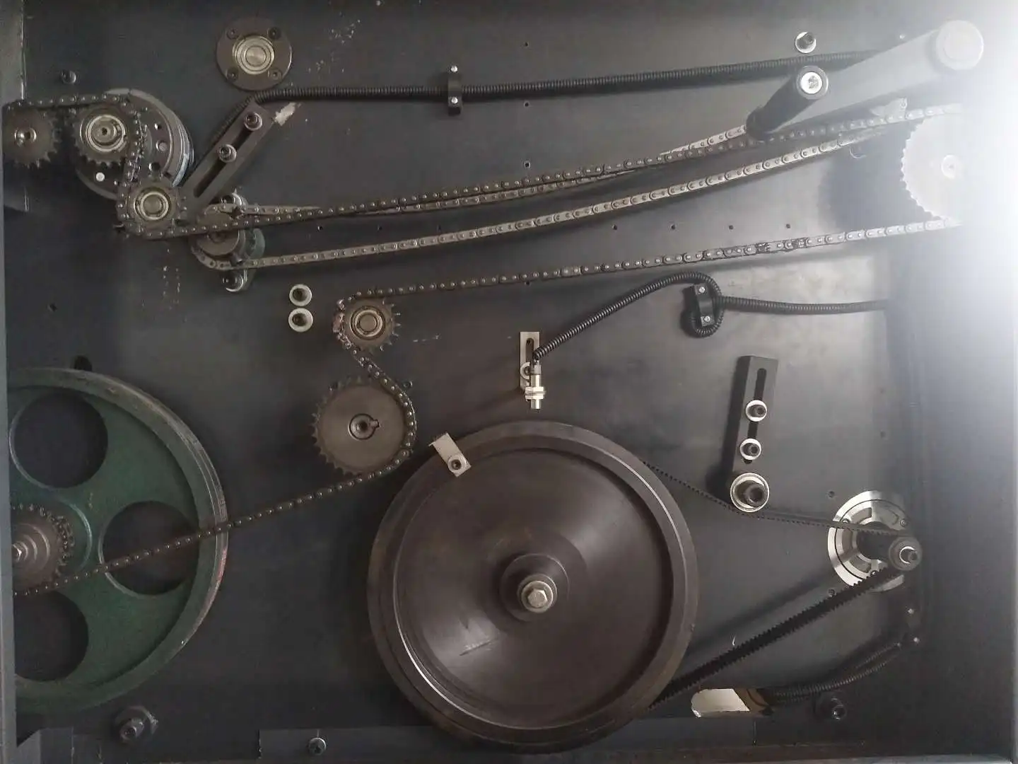 Dakiou HBJ-D300 Automatic High-Speed Paper Carton Erecting Machine