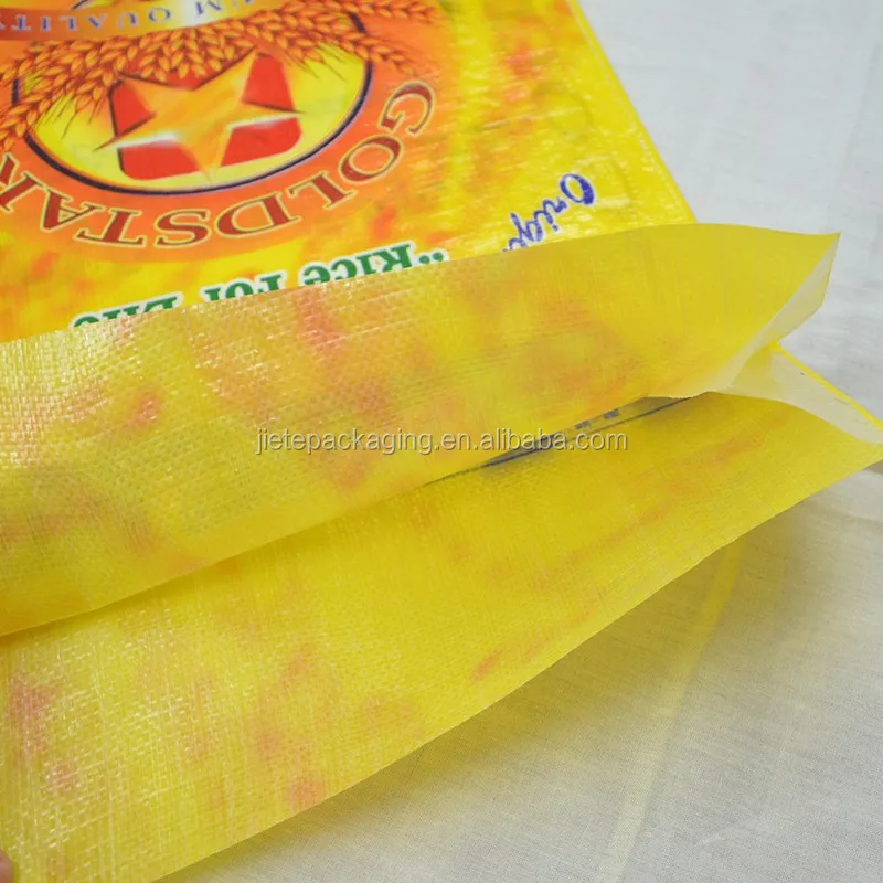 China woven pp poly bags are made by weaving polypropylene for packing 5kg 25kg rice, feed