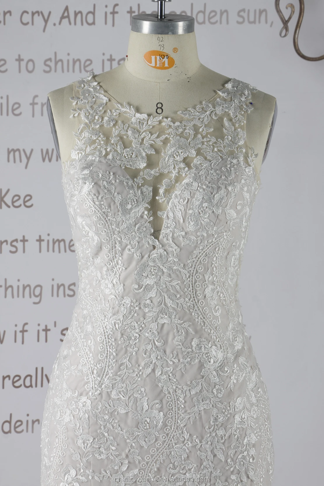 2019 Luxury Lace Sleeveless Scoop Neck Long High Quality Empire Plain Wedding Dress  Backless Mermaid Style Manufacturer