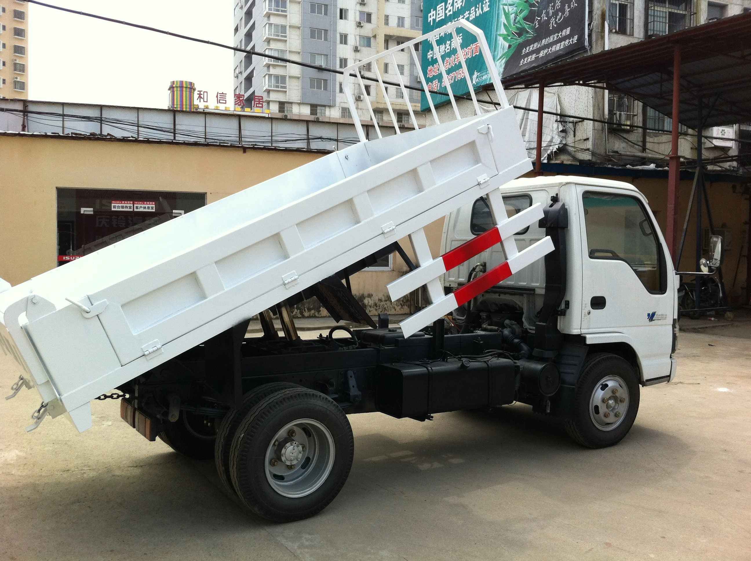 Японский бренд 5 тонный самосвал/dongfeng мини-самосвал/самосвал Мерседес Бенц