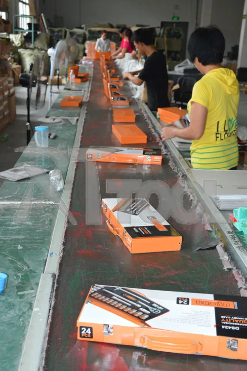 Набор торцевых гаечных ключей 24 шт./торцевые головки crv/Набор в металлическом