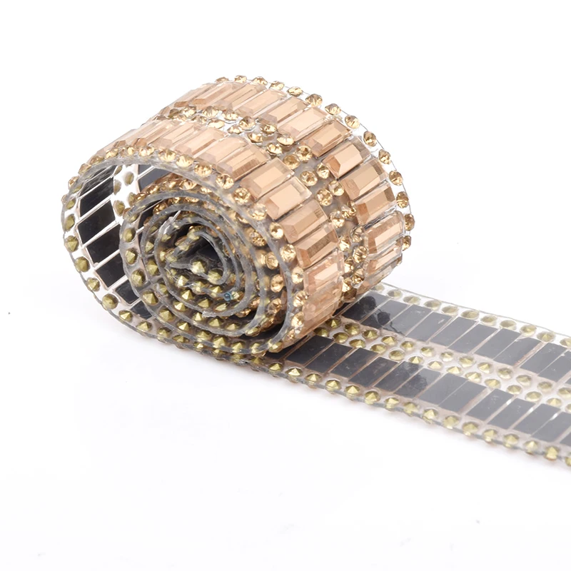 
LOCACRYSTAL Brand Hotfix Crystal Chain Rhinestone Belt for Bridal Clothing 