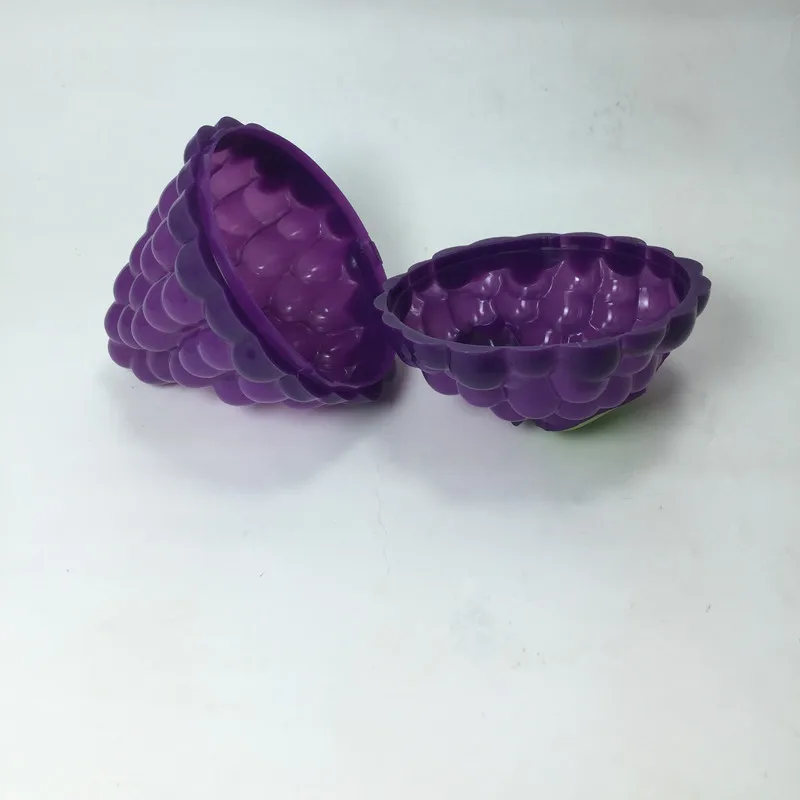 Purple Grapes To-Go Box Plastic Container  Fruit keeper