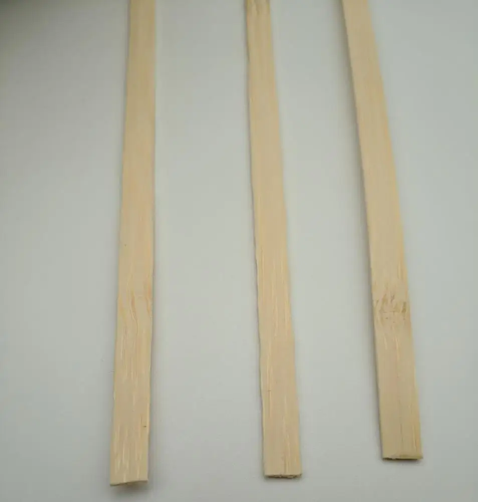 
Rectangular bamboo stick 1.3mm*4.0mm*230mm. 