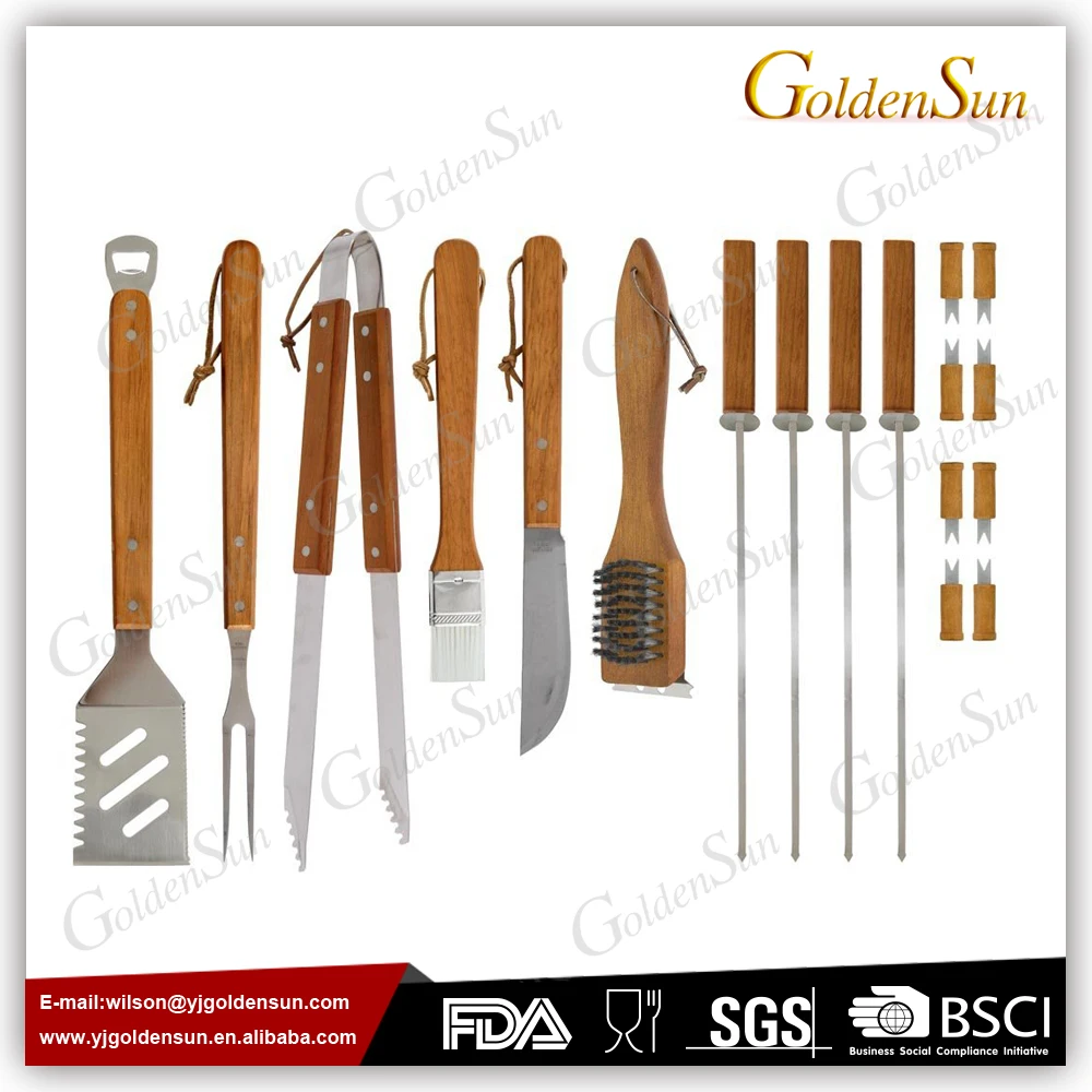 High Quality Outdoor Beef Master Stainless Steel BBQ Tools Utensils Wood Handle For Outdoor