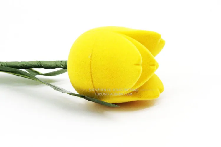 Unique shape piano black championship yellow velvet rose ring box