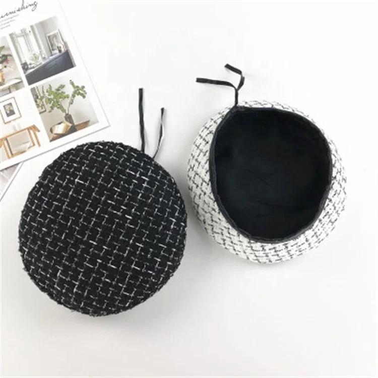 
Winter New Arrive Fashion Wind Port Black And White Bow Tie south Africa Beret Students Octagonal Cap 