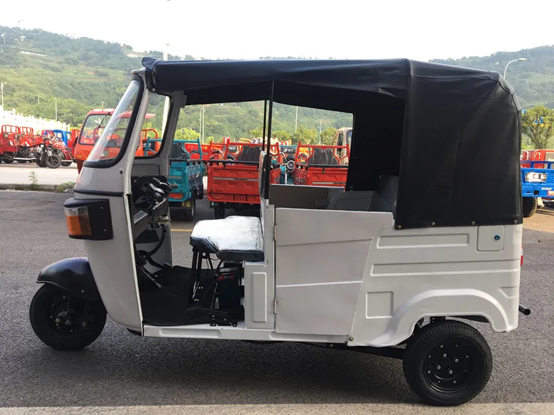 Electric Bajaj Auto Rickshaw Passenger Motorcycle