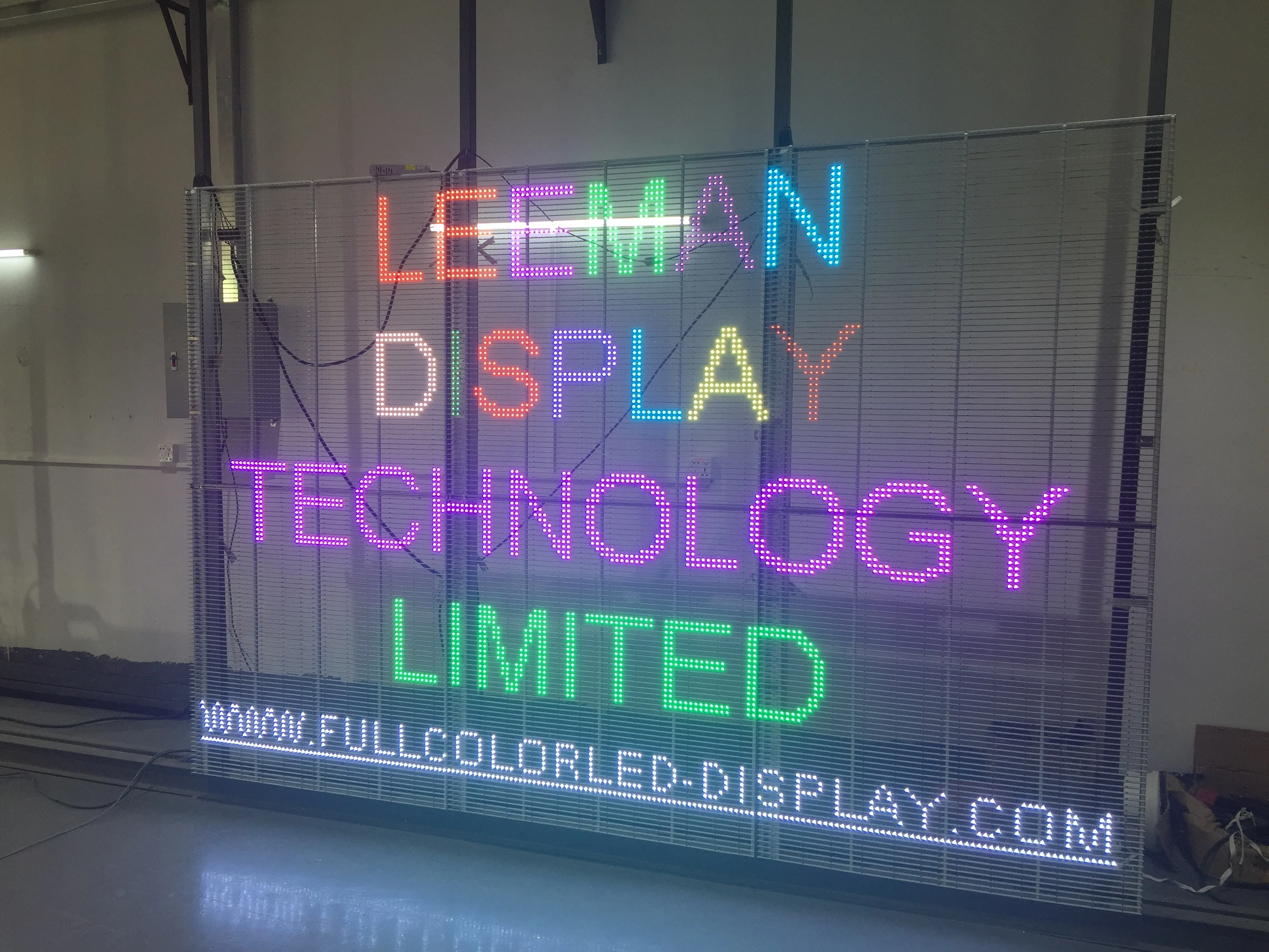 3D Transparent Oled Screen P5 P6 Indoor Glass Led Display Screen And Led Wall high quality rgb transparent oled screen P7.81