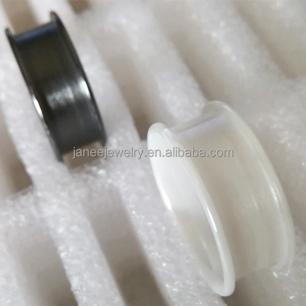 Factory Direct Custom Made Jewelry Supplier Flat Edges Core Black Ceramic Blank Ring for Inlay