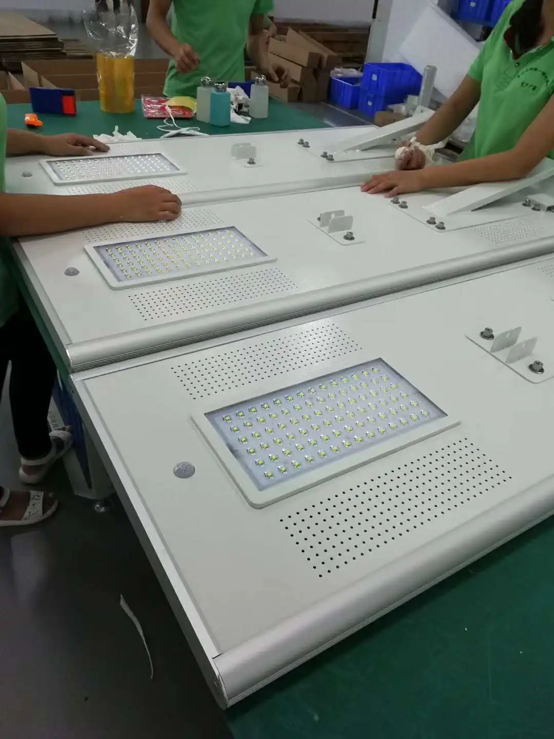 10w 20w 30w 40w 50w 60w 80w 100w 120 all In One Solar Street Courtyard Light/Garden Light/ Plaza Lamp with night sensor or clock