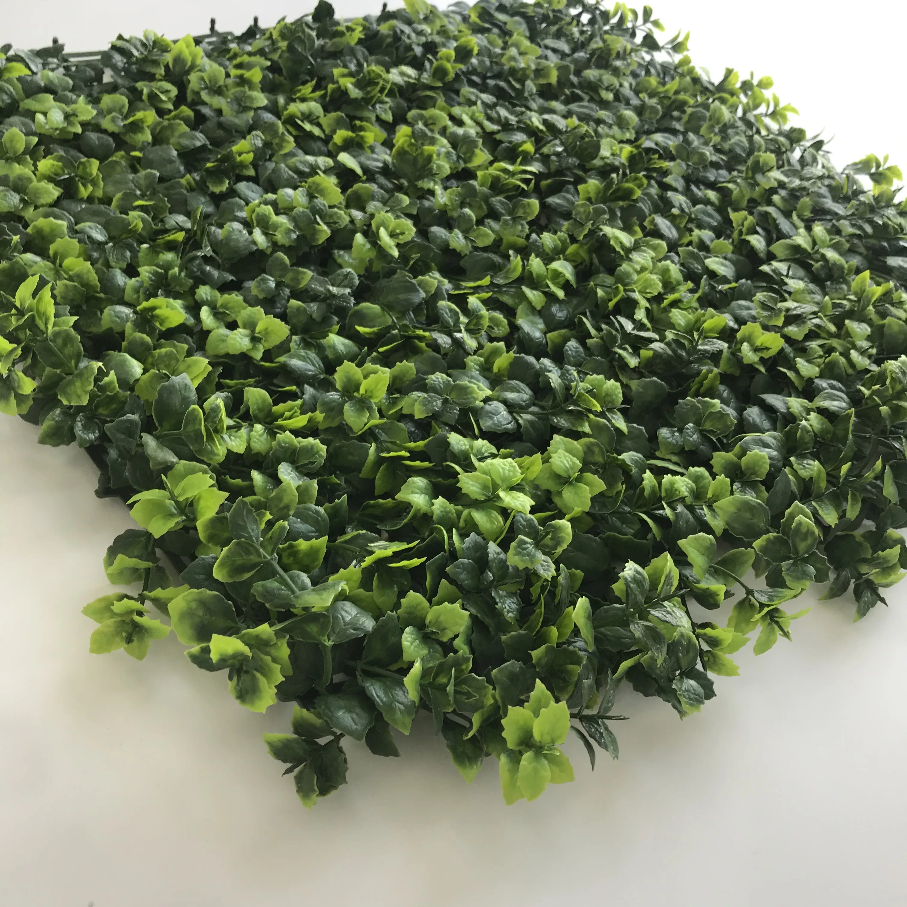 Manufacture Artificial Green Vertical Wall Garden Grass For Decoration