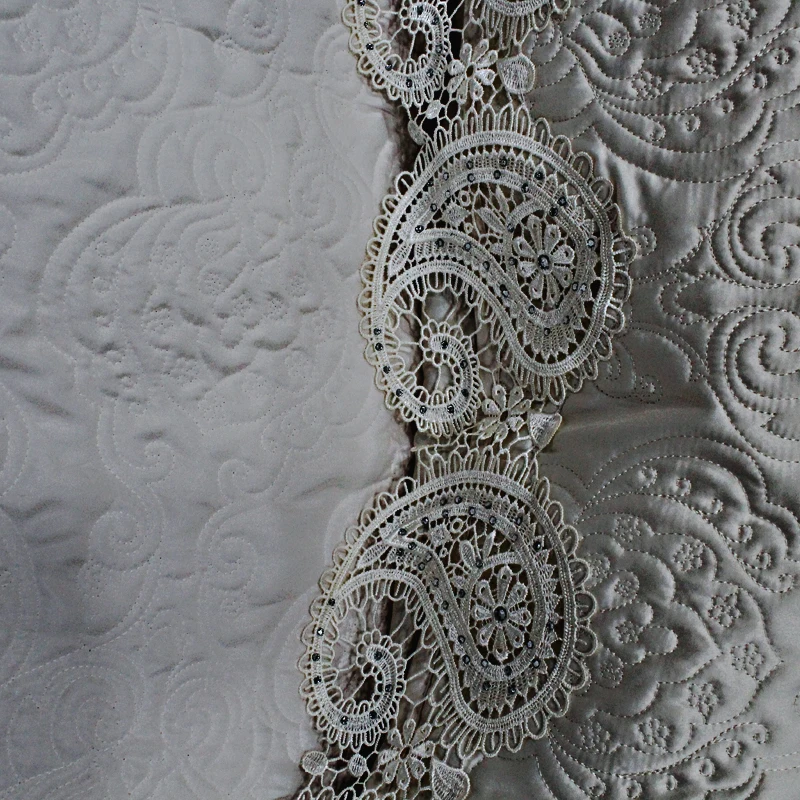 Дешевый атласный чехол для кровати с лестницей батик шелк тутового шелкопряда разных цветов