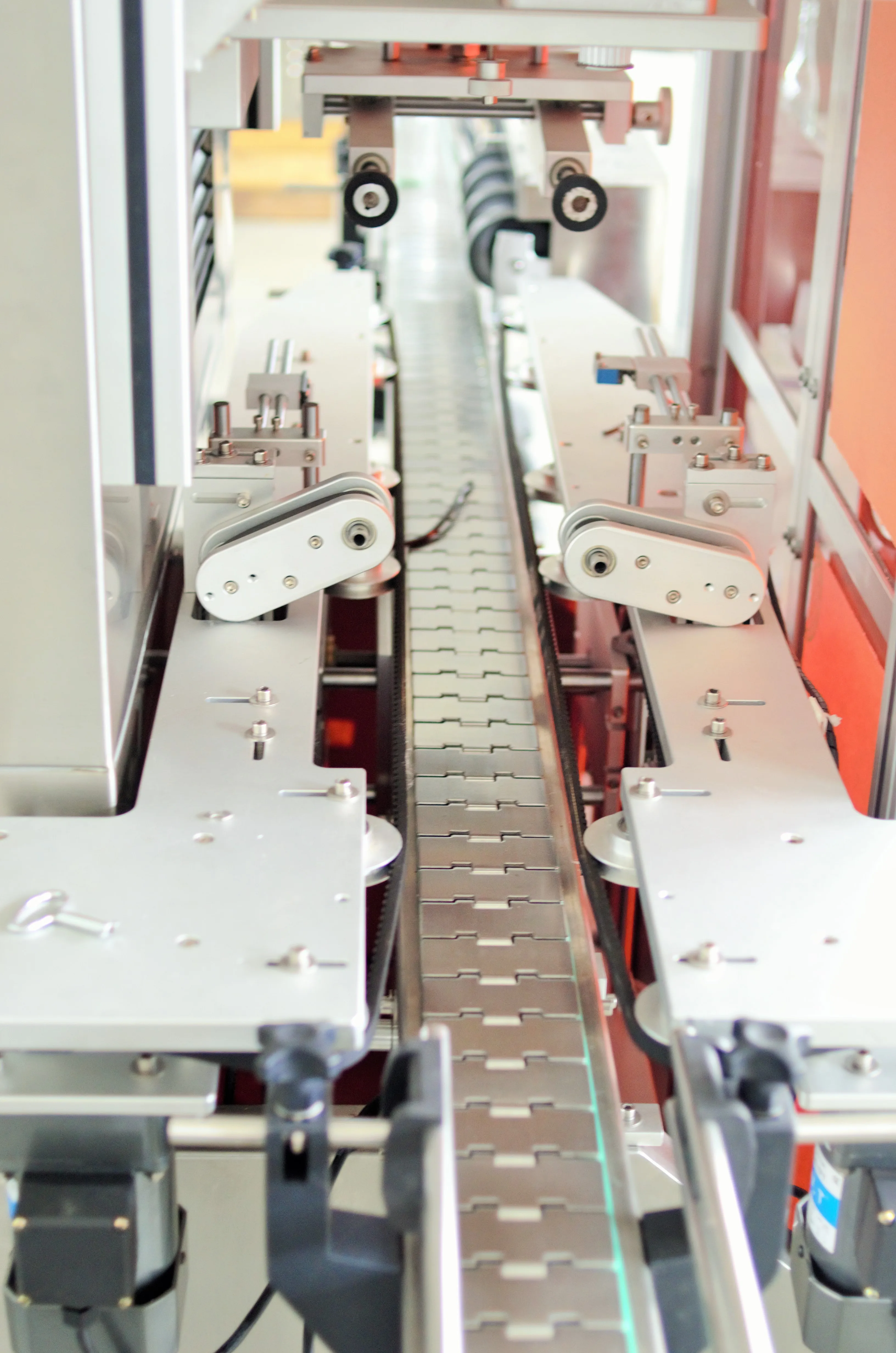 
Shrink Wrap Machine for PET Bottle Sleeve Label at Low Cheap Wholesale Distributor Agent Price 