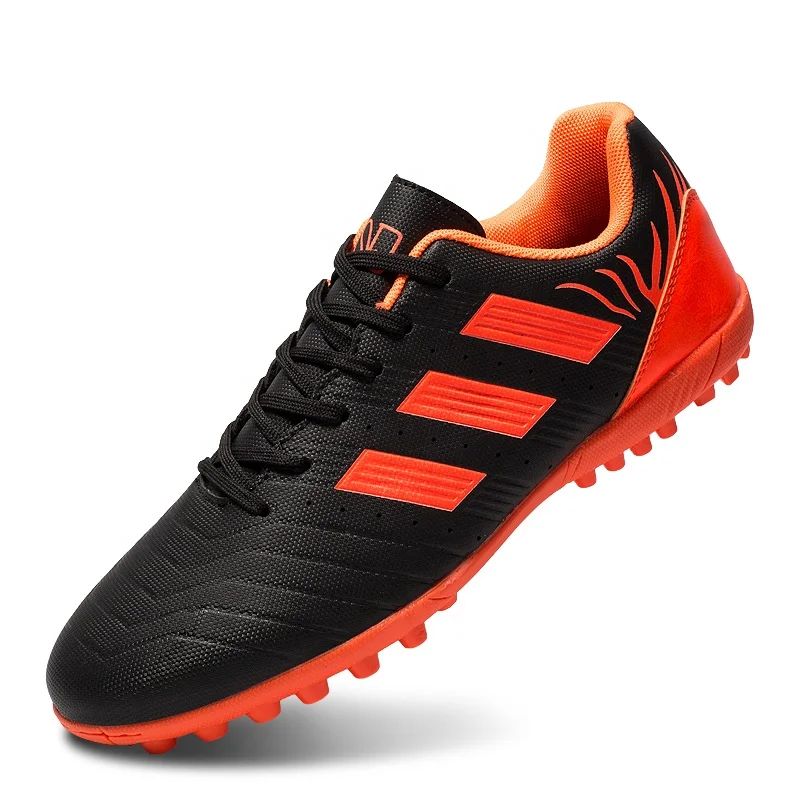 
China factory wholesale cheap men sport football soccer shoe indoor sepatu futsal 