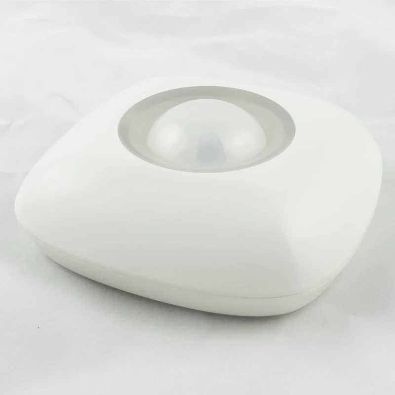 ZWAVE pir motion detector sensor is immune to animals that can compatible with smartthings