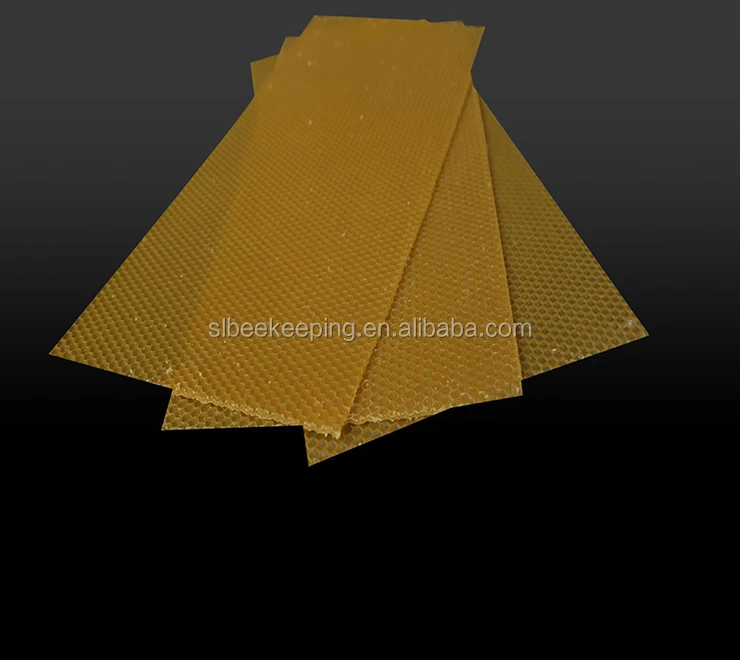 
Great Quality Beekeeping Supplies 41.5cm * 19.5cm * 0.3cm Golden Bee Bee Nest Material 90% Wax Beeswax Sheet Net 
