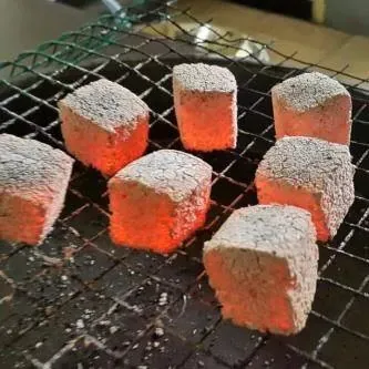 Высококачественный кокосовый уголь для кальяна по заводской цене $1