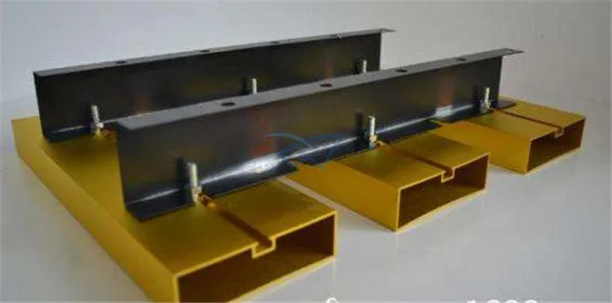 Hot sale wood grain square box ceiling metal aluminum ceiling box-baffle ceiling design