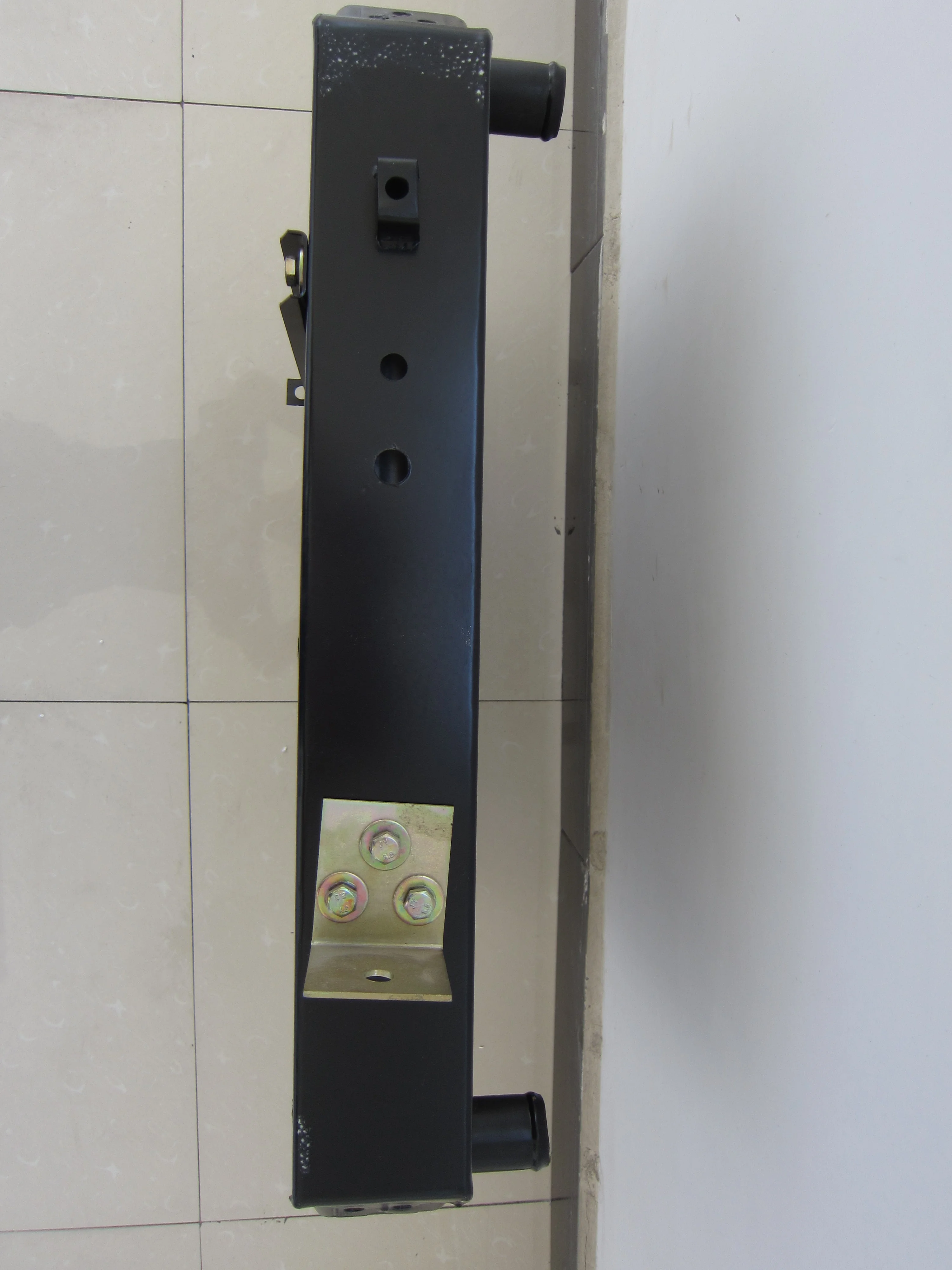 8971665190 8972403450 African Asian market truck spare parts radiator 4HF1 4HG1 for ISUZU