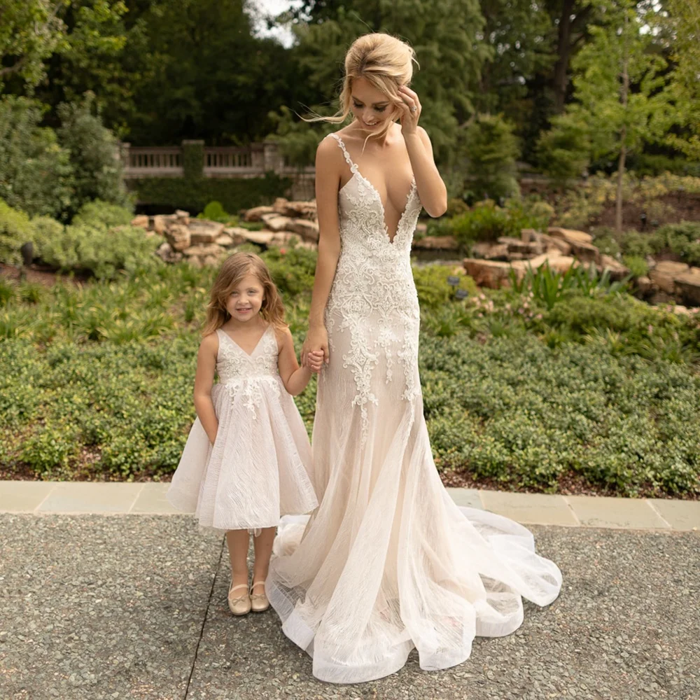 Chinese Latest Charming Detachable Tail Wedding Gown Dress Bridal