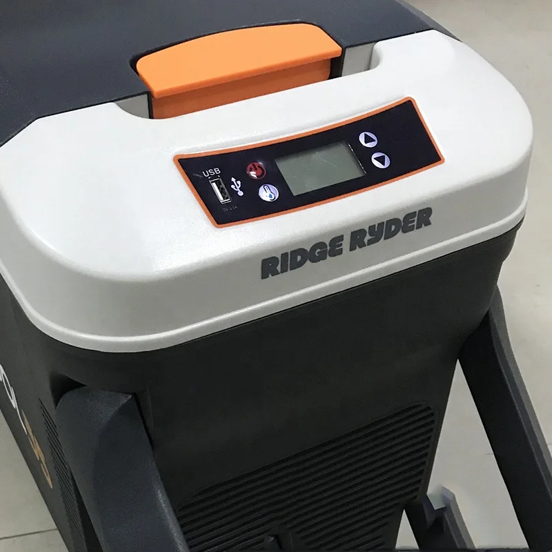 China 35L 12V Holiday Travel Mini Refrigerator/Freezer/Icebox cooler and warmer box  mini portable fridge