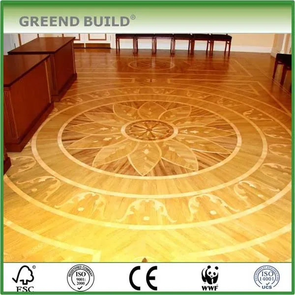 Богатством фойе медальон этаж